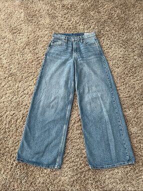 GAP Light Blue Wide-Leg Women's Jeans